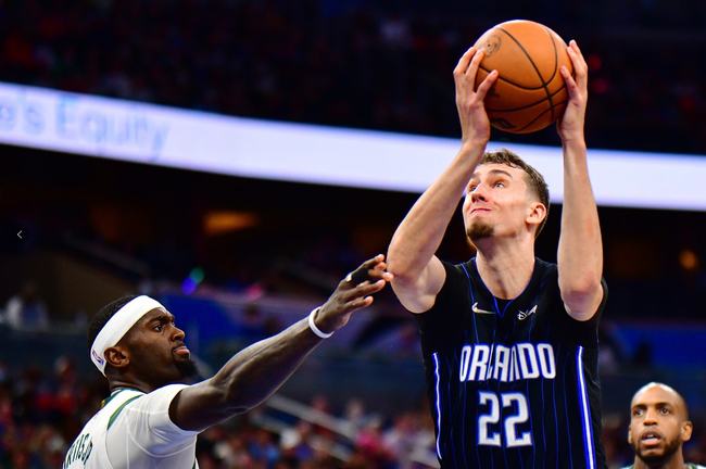 军只有一步 军只有一步