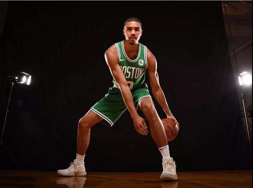 年轻球员很 年轻球员很